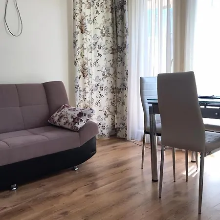 Melia 8 Grand Apartment *